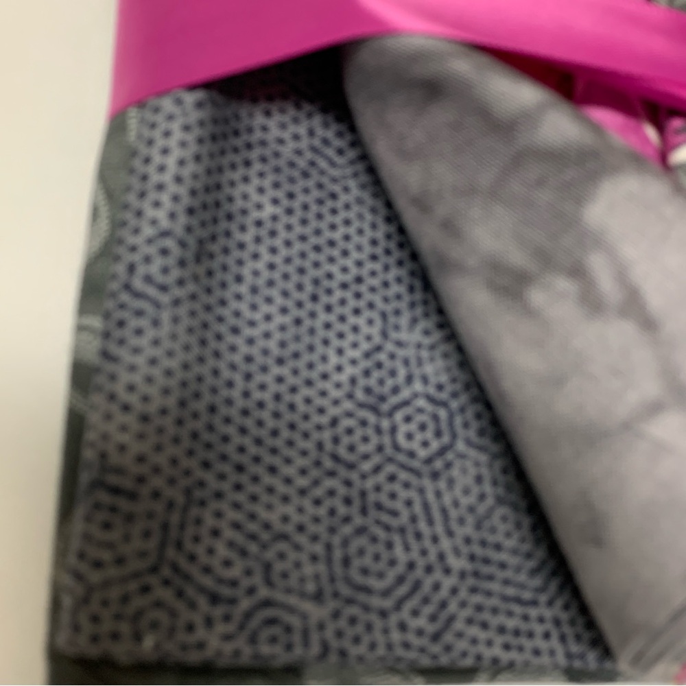 8 Piece Floral Patterned Fat Quarters Bundle Sweet Treat Enchante II Gray Pink - Picture 11 of 13